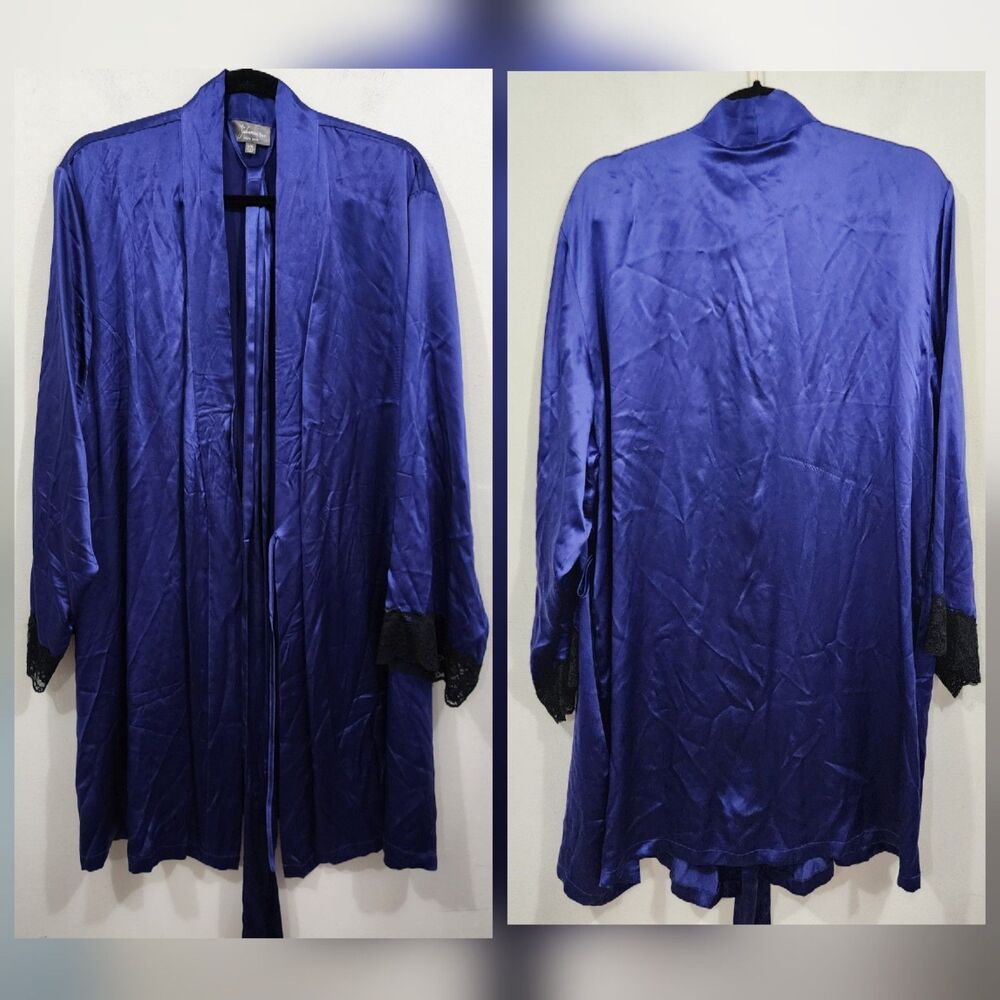Julianna Rae Moonlight Serenade Silk Short Robe Black Lace trim Womens L/XL
